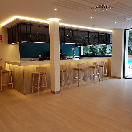 בנידורם Hotel Perla מראה חיצוני תמונה