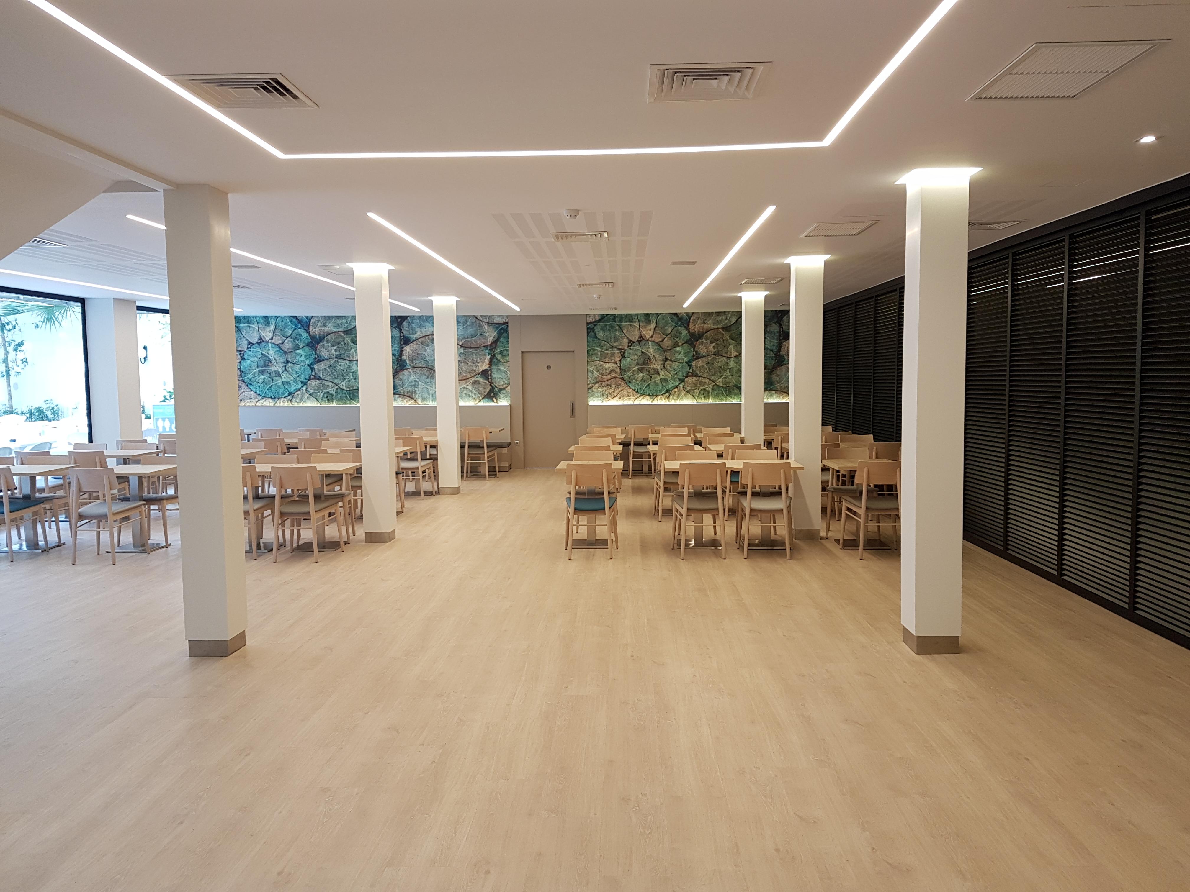 בנידורם Hotel Perla מראה חיצוני תמונה