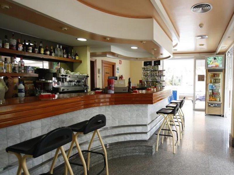 בנידורם Hotel Perla מראה חיצוני תמונה