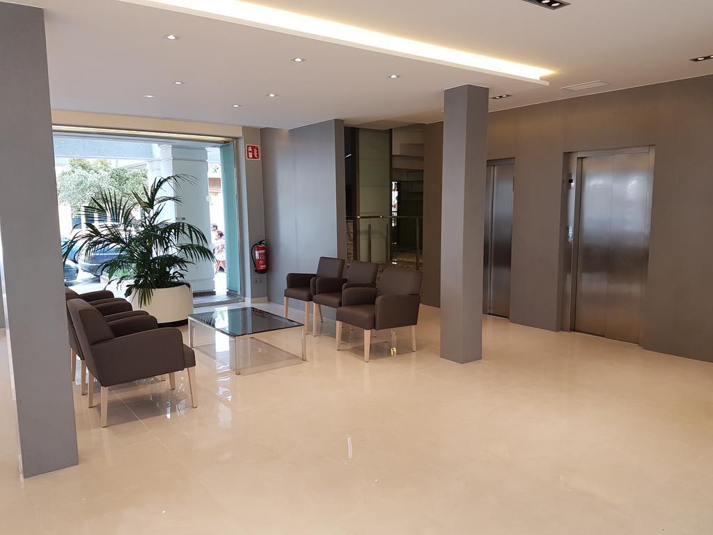 בנידורם Hotel Perla מראה חיצוני תמונה