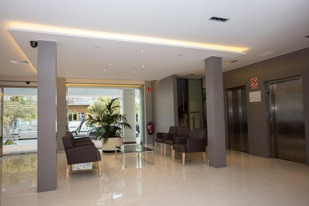 בנידורם Hotel Perla מראה חיצוני תמונה