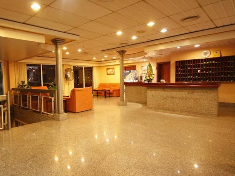 בנידורם Hotel Perla מראה חיצוני תמונה