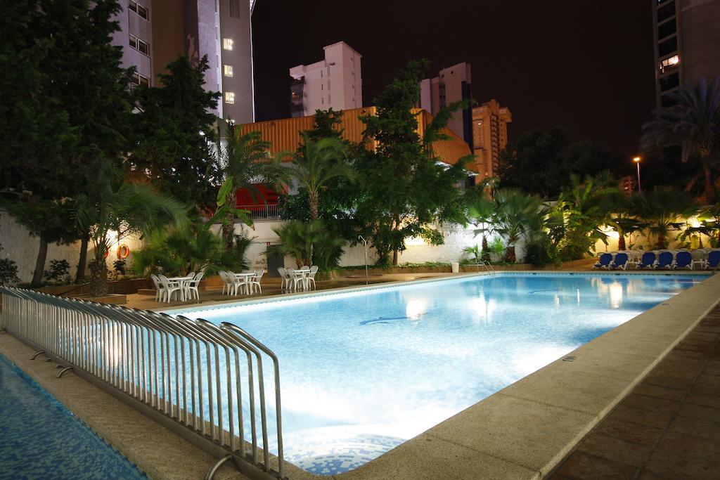 בנידורם Hotel Perla מראה חיצוני תמונה